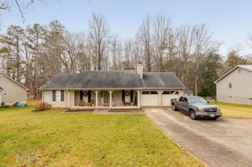 85 Deerfield Ln, Carrollton, GA 30116-5002