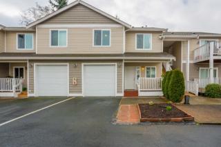 1044 130th St, Seattle, WA 98146-4112