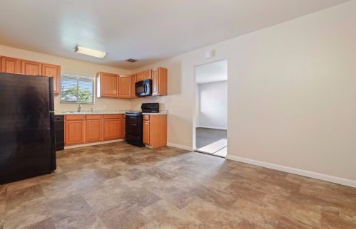 1834 Gulfstream Dr, Modesto, CA 95350-2620