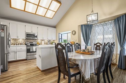 2024 Bailey Dr, Modesto CA  95355-9160 exterior