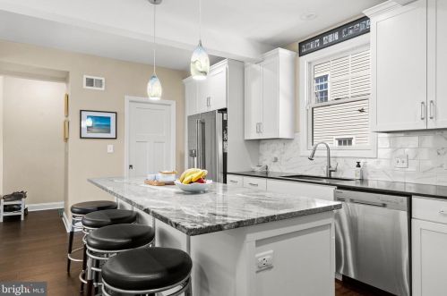 658 Greenman Rd, Haddonfield NJ 08033-2720 exterior