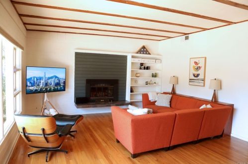 540 8th Ave, Escondido, CA 92025-5121