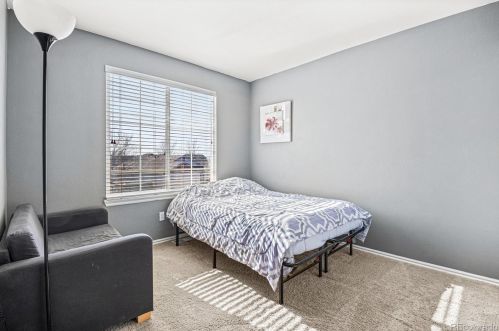 5162 Nepal Way, Aurora CO 80015-6403 exterior