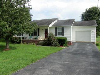 186 Torrence Ln, Ravenscroft, TN 38583-6674