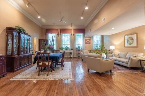 50 School St, Portsmouth, NH 03801-5258