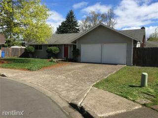4035 Wakefield Ct, Eugene OR  97404-1059 exterior
