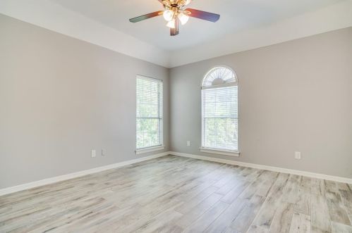 6309 Dysart Cir, Dallas TX  75214-5605 exterior