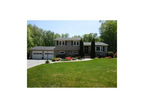 64 Ryegate Ter, Upper Stepney, CT 06468-2213