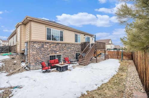 25045 Pinewood Pl, Denver, CO 80016-3892