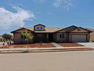 2347 Jefferson Ave, Navelencia, CA 93654-9344