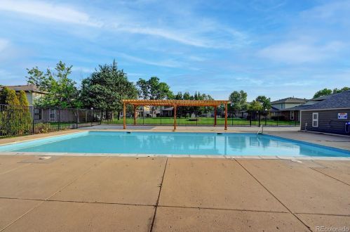 1250 Monaco Pkwy, Denver CO  80224-2841 exterior
