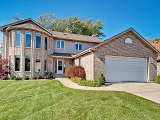 430 Kevin Dr, Addison, IL 60101-2483