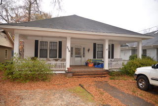 216 Durst Ave, Greenwood, SC 29649-3119