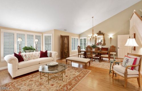2036 Montecito Dr, Glendale CA  91208-1824 exterior