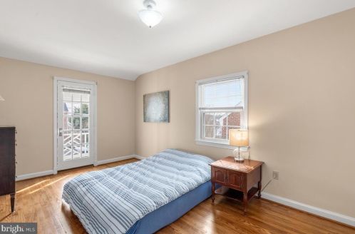 1626 Oakview Dr, Silver Spring MD 20903-2243 exterior