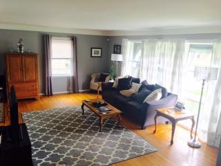 4011 Excelsior Blvd, Minneapolis MN  55416-4710 exterior