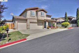 22610 Cisneros Dr, Hayward, CA 94541-3389