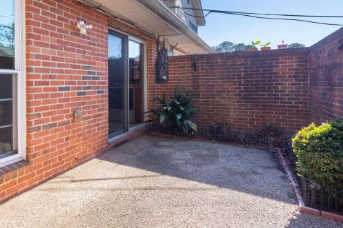 3268 Henderson Mill Rd, Atlanta GA  30341-4522 exterior