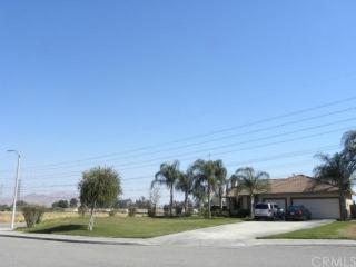 18925 Palomino Ct, Bloomington, CA 92316-3410