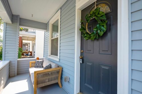 3105 Auten Ave, Cincinnati, OH 45213-2405