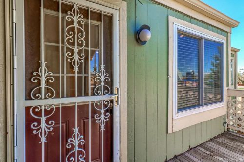 4571 Hannibal St, Denver CO  80015-1466 exterior