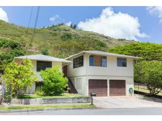 985 Hind Iuka Dr, Honolulu, HI 96821-1729