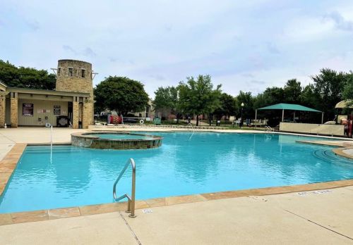 8020 Ocean Dr, Fort Worth TX  76123-1895 exterior