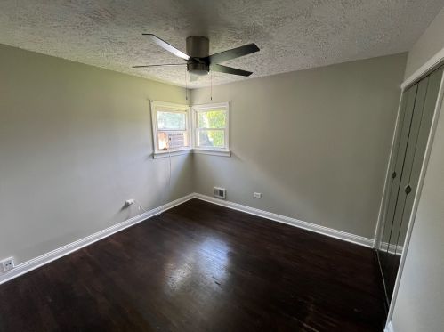 233 Yale Ave, Addison IL  60101-3955 exterior