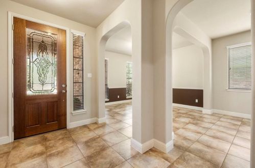 201 Desert Primrose Dr, Austin TX  78748-4031 exterior