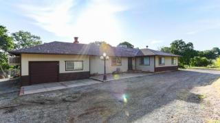 20927 Lyle Ln, Anderson, CA 96007-8412