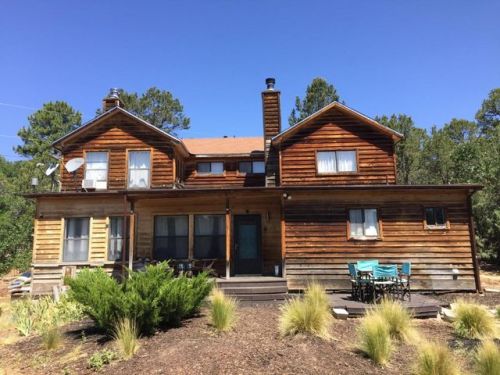 30 Memory Ln, Sedillo, NM 87059-8033