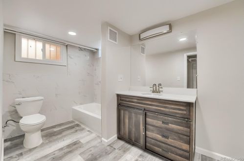 3244 Gaylord St, Denver CO  80205-4131 exterior