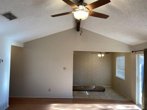 6300 Brookside Dr, Fort Worth TX  76148-3211 exterior