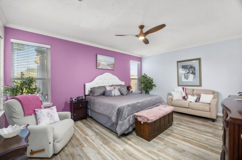 2127 Trinity Mnr Ln, Richmond TX  77469-7255 exterior