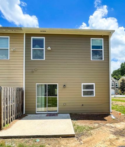 1939 Lakeshore Overlook Cir, Kennesaw, GA 30152-6711