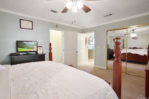 260 Brookside Ct, Anaheim CA  92808-1204 exterior