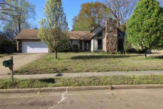 6232 Skylight Dr, Memphis, TN 38135-2430