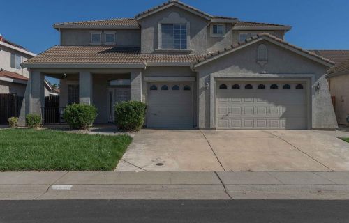 8165 Dunisch Rd, Elk Grove, CA 95758-8032