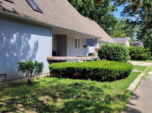 901 Westwood Ave, Joliet, IL 60436-2067