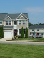 3 Poe Dr, Lancaster, PA 17603-8880