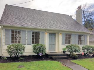 3626 Woodstock Blvd, Portland, OR 97202-7536