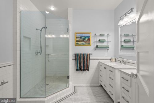 8409 Grove St, Silver Spring MD 20910-4761 exterior