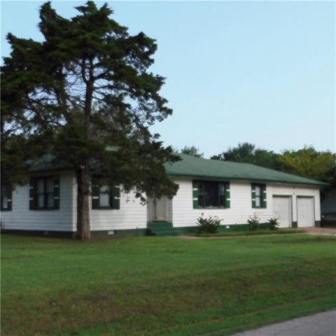 810 Mckinley Ave, Shawnee OK  74801-6331 exterior