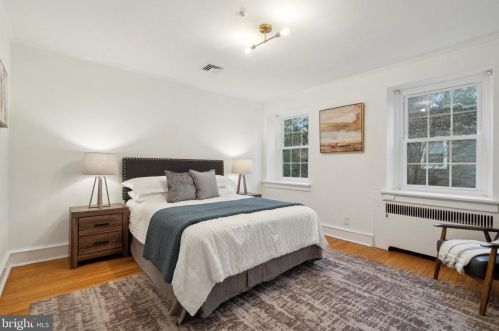 426 Durham St, Philadelphia PA  19119-1222 exterior