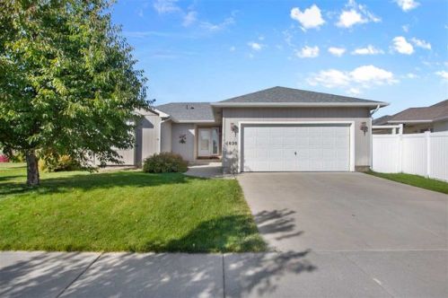 1020 Hazelwood Rd, Spokane, WA 99224-9295