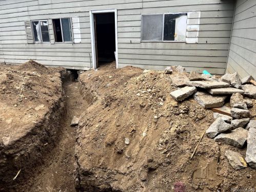 5783 60th Ave, Arvada CO  80003-5713 exterior