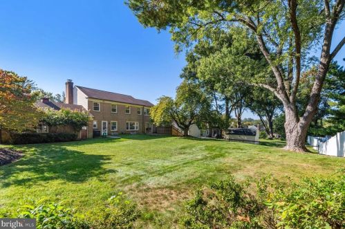 2417 Gate Dr, Silver Spring MD 20906-2207 exterior