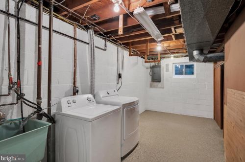 12002 Cook Ct, Silver Spring MD 20902-2112 exterior