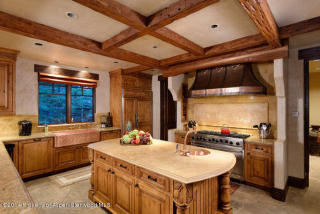 155 Exhibition Ln, Aspen CO  81611-3383 exterior