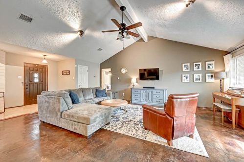 934 Holly Hall Dr, Richmond TX  77406-2376 exterior